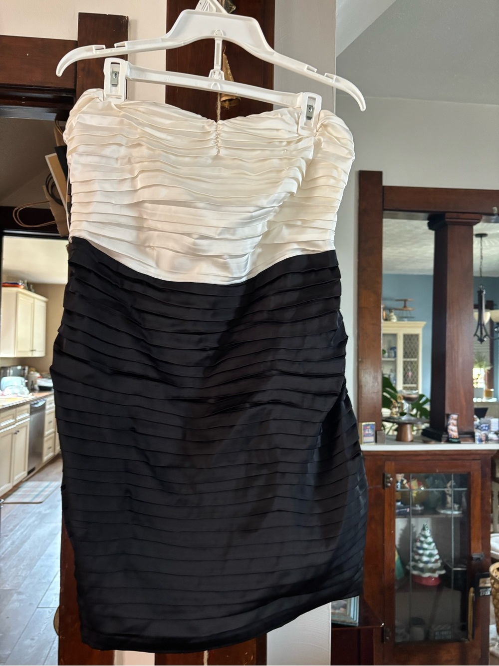 Express Strapless Two-Tone Ruched Cocktail Dress - Black & White